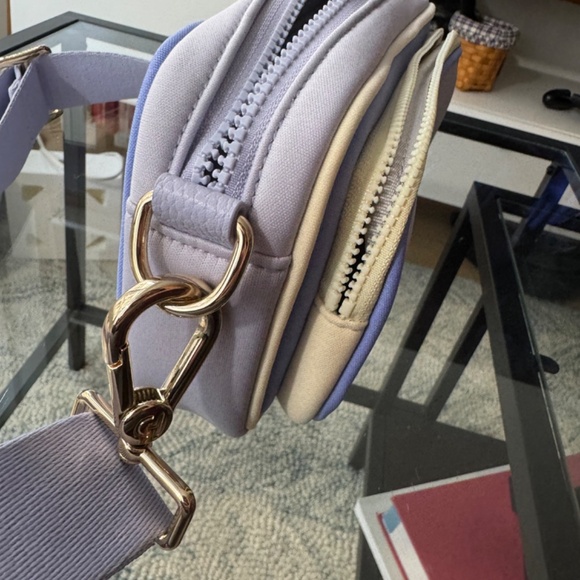 NWOT Cole Haan Neoprene Transit Bag - IN SPECIAL COLOR! - Picture 6 of 12